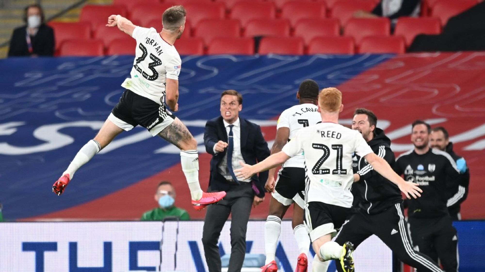 配训练与学 配训练与学